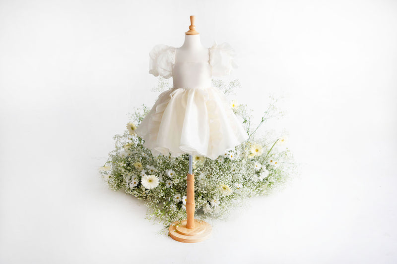 BLOOM: MINI EMILIA