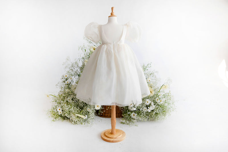 BLOOM: ROSALIND